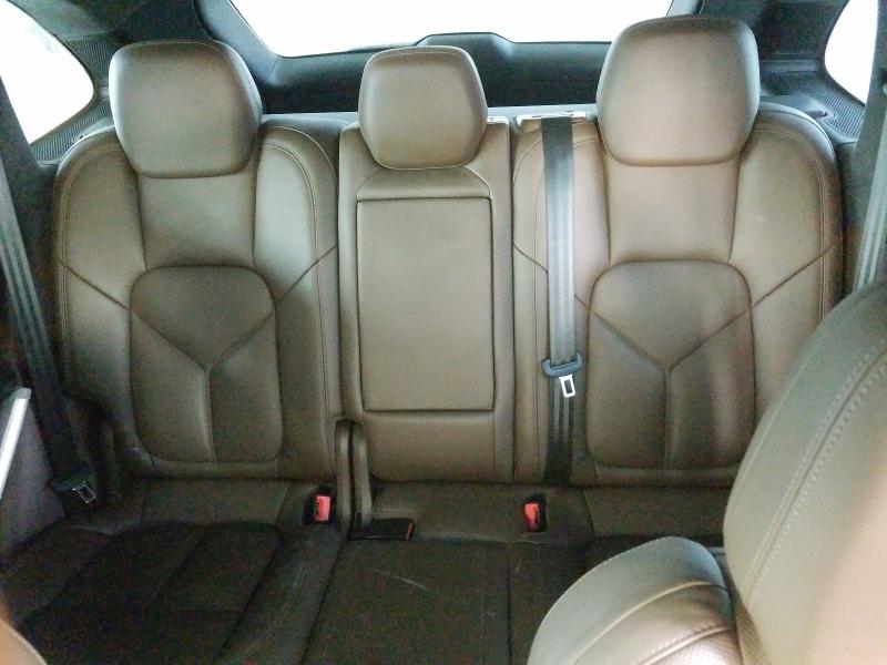 VIN: WP1ZZZ92ZGLA71637 Auction: COPART UAE Lot: 50337231 Location: DUBAI INDUSTRIAL CITY - DUBAI WP1ZZZ92ZGLA71637 PORSCHE CAYENNE 2015 BROWN Photo 6