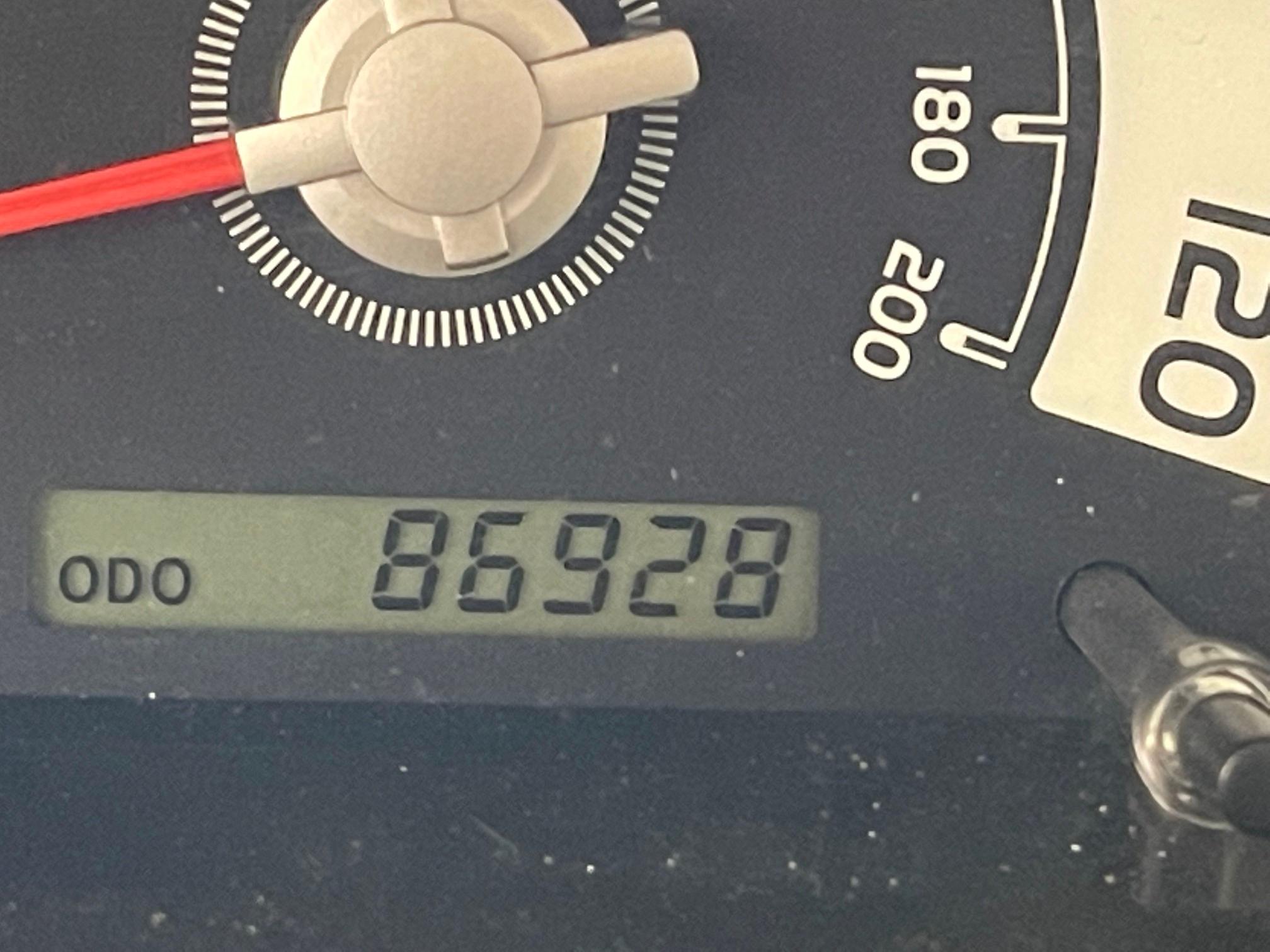 2012 TOYOTA FJ CRUISER JTEBU4BF0CK145937