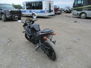 2015 YAMAHA YZFR3 MH3RH06YXFK008439