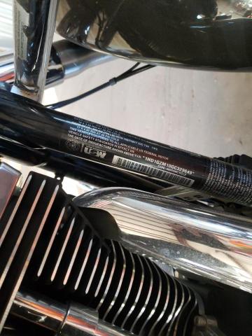 2016 HARLEY-DAVIDSON FLD SWITCH 1HD1GZM10GC329649