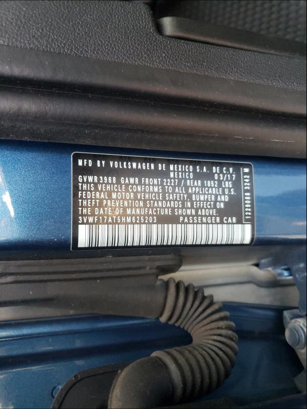 3VWF17AT5HM625203 Volkswagen Beetle 2017. Фото: 9