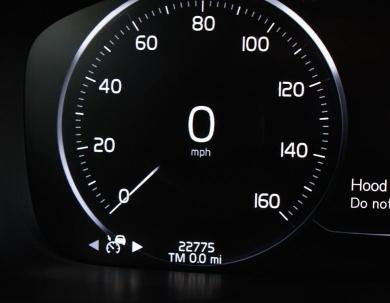 2020 VOLVO XC90 T5 MO YV4102CK6L1535682
