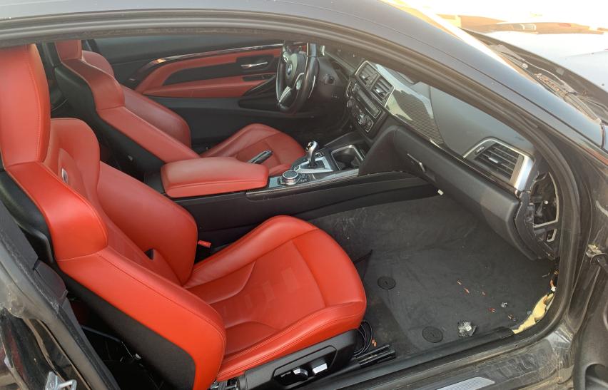 2017 BMW M4 WBS3R9C54HK709604