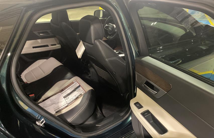 2017 JAGUAR XF R - SPO SAJBF4BV0HCY33039