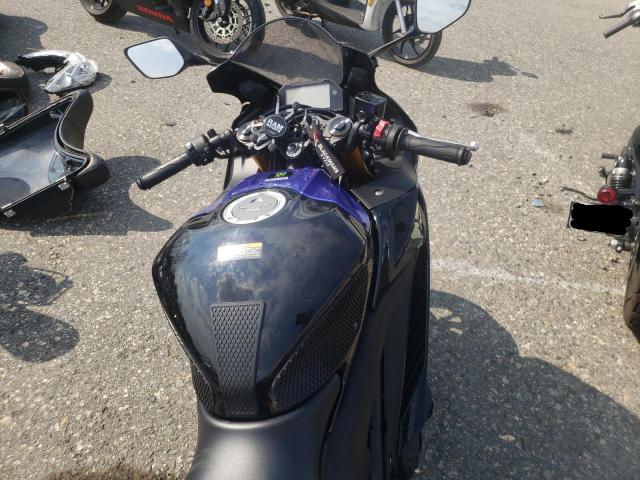 2021 YAMAHA YZFR3 A MH3RH18Y9MK005192