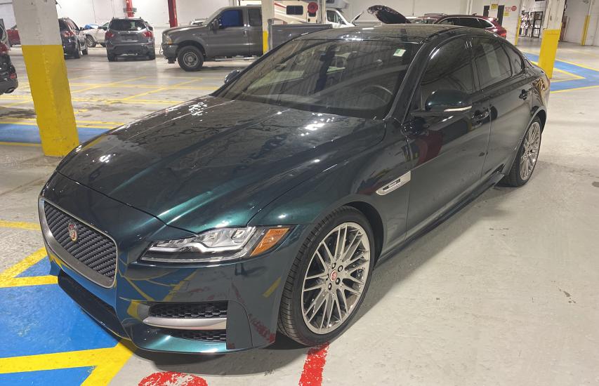 2017 JAGUAR XF R - SPO SAJBF4BV0HCY33039