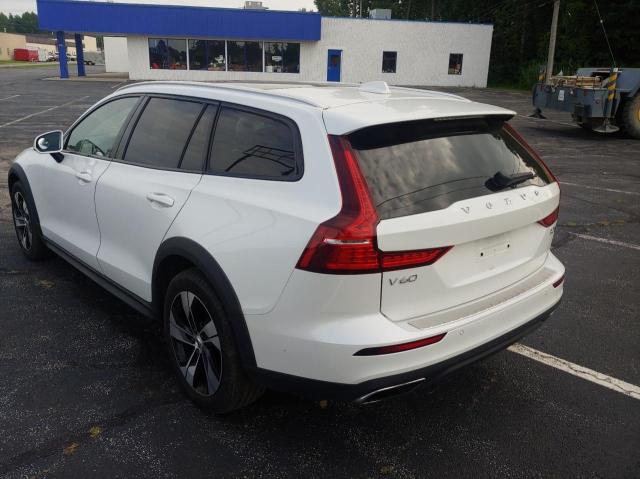 2020 VOLVO V60 CROSS YV4102WK5L1048680