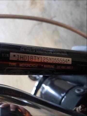2005 HARLEY-DAVIDSON FXSTB 1HD1BTY125Y055554