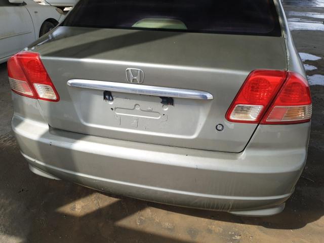 VIN: JHMES86215S400554 Auction: COPART UAE Lot: 52819831 Location: USED VEHICLE AUCTION - DUBAI VIN: JHMES86215S400554 HONDA CIVIC 2005 GRAY Photo 12
