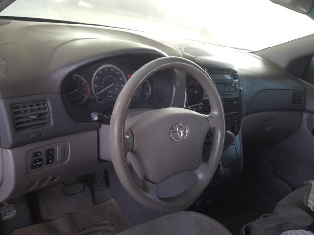 VIN: 5TDZA29C84S179551 Auction: COPART UAE Lot: 54905511 Location: DUBAI INDUSTRIAL CITY - DUBAI 5TDZA29C84S179551 TOYOTA SIENNA 2004 WHITE Photo 15