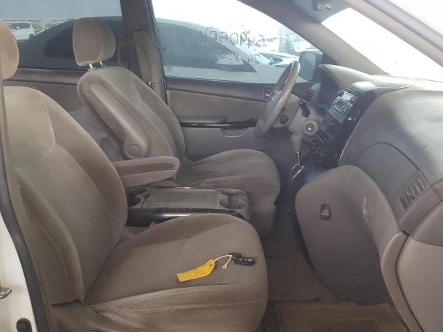 VIN: 5TDZA29C84S179551 Auction: COPART UAE Lot: 54905511 Location: DUBAI INDUSTRIAL CITY - DUBAI 5TDZA29C84S179551 TOYOTA SIENNA 2004 WHITE Photo 5