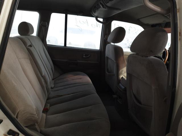 VIN: KMHNM81C75U162365 Auction: COPART UAE Lot: 53576251 Location: DUBAI INDUSTRIAL CITY - DUBAI KMHNM81C75U162365 HYUNDAI TERRACAN 2005 WHITE Photo 6