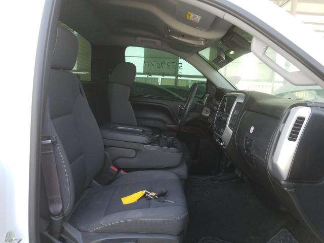 VIN: 1GTN29EC9HZ170288 Auction: COPART UAE Lot: 55396711 Location: DUBAI INDUSTRIAL CITY - DUBAI 1GTN29EC9HZ170288 GMC FULLSZ PU 2017 WHITE Photo 5