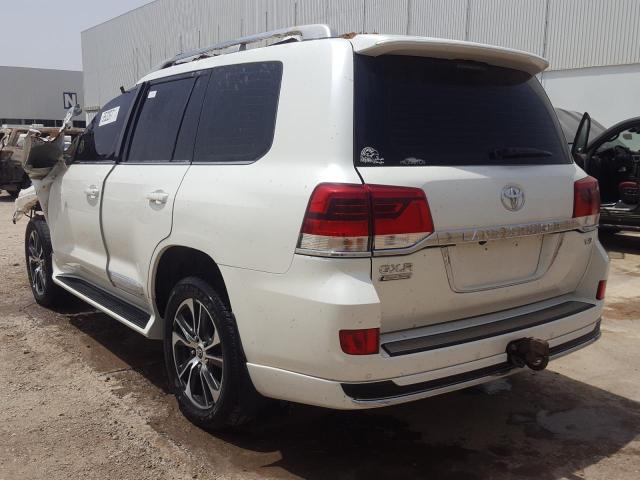 VIN: JTMHX01J2L4197739 Auction: COPART UAE Lot: 55229711 Location: HALBAN - THE SULTANATE OF OMAN JTMHX01J2L4197739 TOYOTA L-CRUISER 2020 WHITE Photo 3