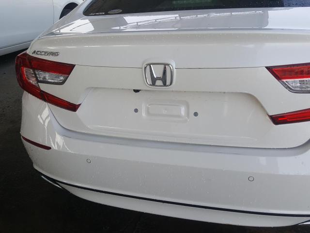 VIN: 1HGCV1644LA600647 Auction: COPART UAE Lot: 56021001 Location: DUBAI INDUSTRIAL CITY - DUBAI 1HGCV1644LA600647 HONDA ACCORD 2020 WHITE Photo 12