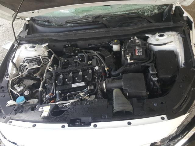 VIN: 1HGCV1644LA600647 Auction: COPART UAE Lot: 56021001 Location: DUBAI INDUSTRIAL CITY - DUBAI 1HGCV1644LA600647 HONDA ACCORD 2020 WHITE Photo 7