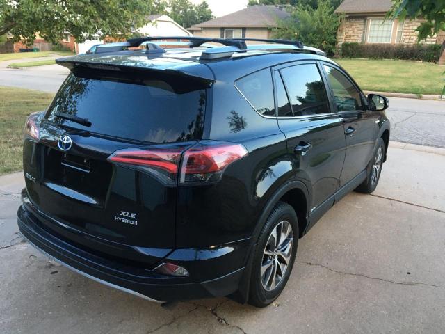 2017 TOYOTA RAV4 HV LE JTMRJREV0HD061463