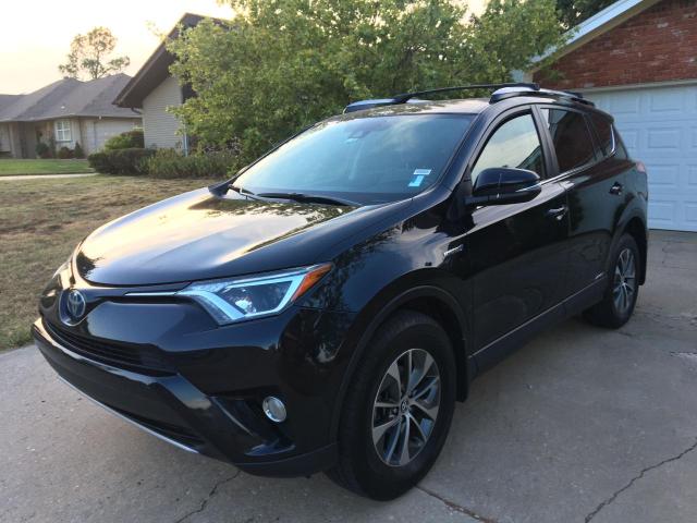 2017 TOYOTA RAV4 HV LE JTMRJREV0HD061463