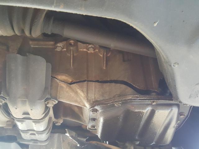VIN: KMHCT41D6FU828810 Auction: COPART UAE Lot: 56930111 Location: DUBAI INDUSTRIAL CITY - DUBAI VIN: KMHCT41D6FU828810 HYUNDAI ACCENT 2015 SILVER Photo 17
