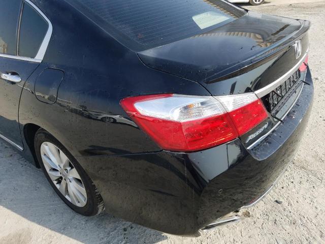 VIN: LUCCR3667F3400737 Auction: COPART UAE Lot: 57368791 Location: DUBAI INDUSTRIAL CITY - DUBAI LUCCR3667F3400737 HONDA ACCORD 2015 BLACK Photo 10