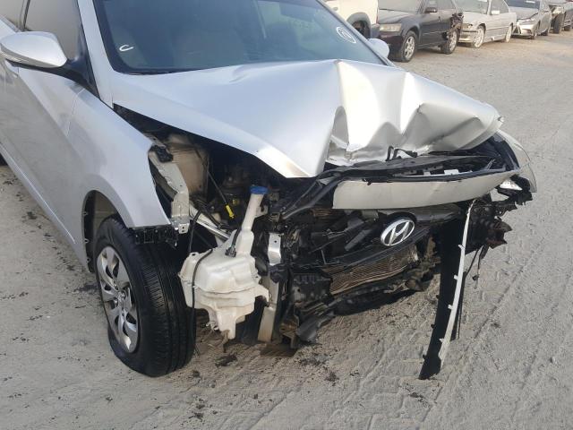 VIN: KMHCT41D6FU828810 Auction: COPART UAE Lot: 56930111 Location: DUBAI INDUSTRIAL CITY - DUBAI VIN: KMHCT41D6FU828810 HYUNDAI ACCENT 2015 SILVER Photo 19