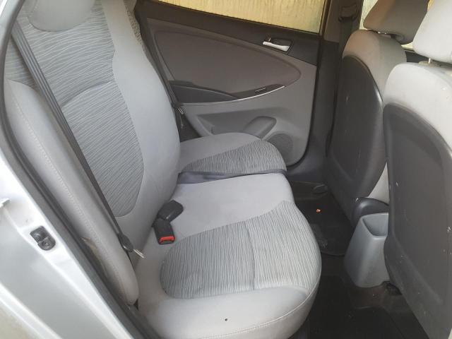 VIN: KMHCT41D6FU828810 Auction: COPART UAE Lot: 56930111 Location: DUBAI INDUSTRIAL CITY - DUBAI VIN: KMHCT41D6FU828810 HYUNDAI ACCENT 2015 SILVER Photo 6