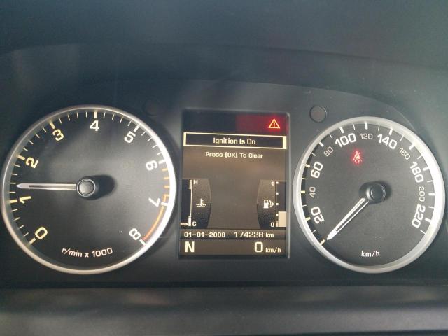 VIN: SALLSAAD4BA287240 Auction: COPART UAE Lot: 57748681 Location: DUBAI INDUSTRIAL CITY - DUBAI SALLSAAD4BA287240 RANG SPORT 2011 WHITE Photo 8