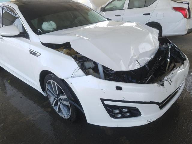 VIN: KNAGR4166G5652159 Auction: COPART UAE Lot: 59787851 Location: DUBAI INDUSTRIAL CITY - DUBAI VIN: KNAGR4166G5652159 KIA OPTIMA 2016 WHITE Photo 9