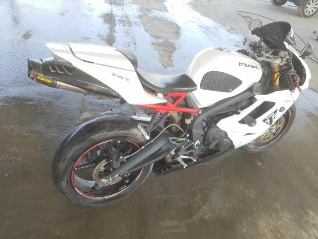 VIN: SMTTMD1166C522395 Auction: COPART UAE Lot: 59597331 Location: DUBAI INDUSTRIAL CITY - DUBAI VIN: SMTTMD1166C522395 TRIUMPH DAYTONA675 2012 WHITE Photo 4