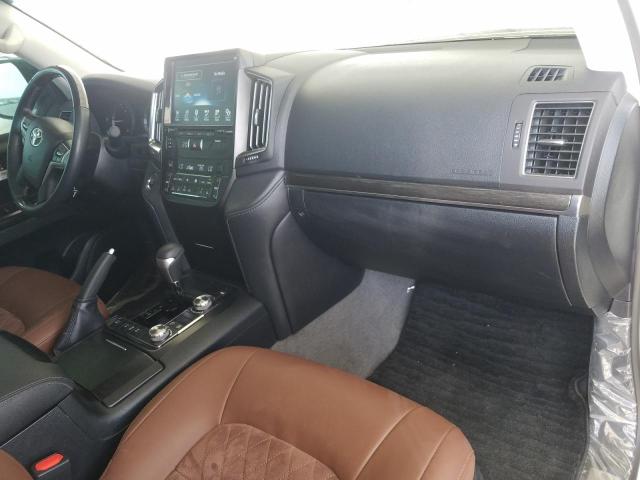 VIN: JTMHX01J6L4197808 Auction: COPART UAE Lot: 58878301 Location: DUBAI INDUSTRIAL CITY - DUBAI VIN: JTMHX01J6L4197808 TOYOTA L-CRUISER 2020 WHITE Photo 14