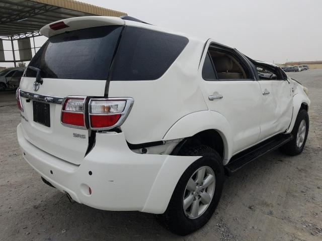 VIN: MHFYU59G597010259 Auction: COPART UAE Lot: 59783631 Location: DUBAI INDUSTRIAL CITY - DUBAI VIN: MHFYU59G597010259 TOYOTA FORTUNER 2009 WHITE Photo 4