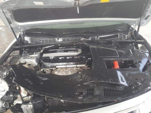 VIN: L6T7964Z4GN003403 Auction: COPART UAE Lot: 59953501 Location: DUBAI INDUSTRIAL CITY - DUBAI VIN: L6T7964Z4GN003403 GEELY EMGRAND 2016 SILVER Photo 7