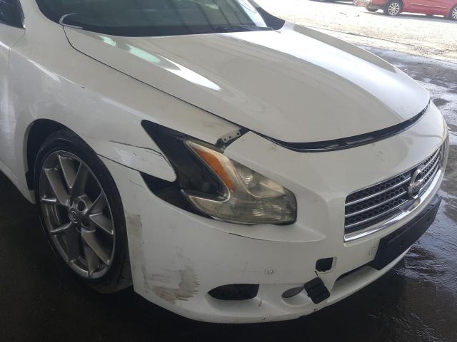 VIN: 1N4AA51E9AC870084 Auction: COPART UAE Lot: 59059201 Location: DUBAI INDUSTRIAL CITY - DUBAI VIN: 1N4AA51E9AC870084 NISSAN MAXIMA 2010 WHITE Photo 9