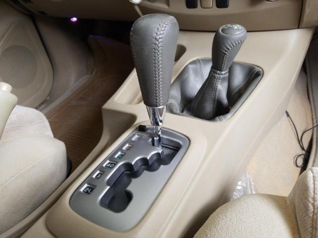 VIN: MHFYU59G597010259 Auction: COPART UAE Lot: 59783631 Location: DUBAI INDUSTRIAL CITY - DUBAI VIN: MHFYU59G597010259 TOYOTA FORTUNER 2009 WHITE Photo 13