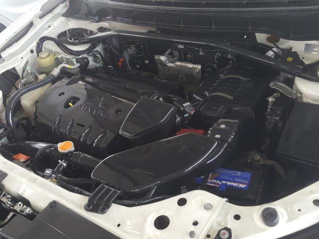 VIN: JMYXTCW5W9Z702120 Auction: COPART UAE Lot: 59956531 Location: DUBAI INDUSTRIAL CITY - DUBAI VIN: JMYXTCW5W9Z702120 MITSUBISHI OUTLANDER 2009 WHITE Photo 16