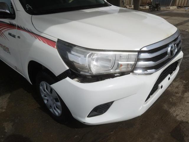 VIN: MR0CX6CD0G0160367 Auction: COPART UAE Lot: 59787151 Location: DUBAI INDUSTRIAL CITY - DUBAI VIN: MR0CX6CD0G0160367 TOYOTA HILUX 2016 WHITE Photo 10