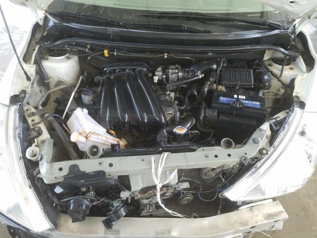 VIN: JN1CC13C18T011828 Auction: COPART UAE Lot: 59965691 Location: DUBAI INDUSTRIAL CITY - DUBAI JN1CC13C18T011828 NISSAN TIIDA 2008 WHITE Photo 7