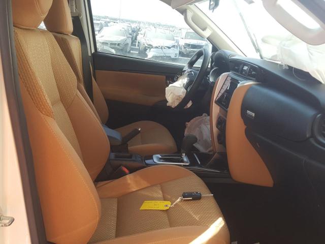 VIN: MR1DX8FS5H0009287 Auction: COPART UAE Lot: 60129221 Location: DUBAI INDUSTRIAL CITY - DUBAI VIN: MR1DX8FS5H0009287 TOYOTA FORTUNER 2017 WHITE Photo 5