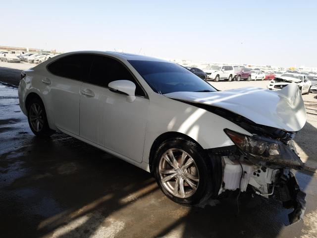 VIN: JTHBK1GG0D2003484 Auction: COPART UAE Lot: 60663241 Location: DUBAI INDUSTRIAL CITY - DUBAI VIN: JTHBK1GG0D2003484 LEXUS ES 2013 WHITE Photo 1
