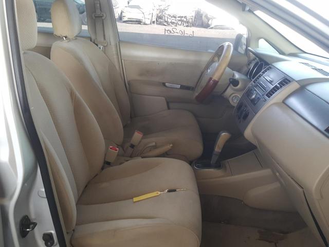 VIN: 3N1BC1C69CK247443 Auction: COPART UAE Lot: 60465951 Location: DUBAI INDUSTRIAL CITY - DUBAI VIN: 3N1BC1C69CK247443 NISSAN TIIDA 2012 SILVER Photo 5