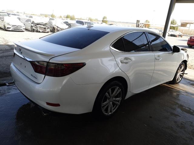 VIN: JTHBK1GG0D2003484 Auction: COPART UAE Lot: 60663241 Location: DUBAI INDUSTRIAL CITY - DUBAI VIN: JTHBK1GG0D2003484 LEXUS ES 2013 WHITE Photo 4