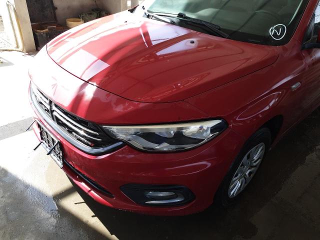 VIN: ZFACDAAP0H6D81516 Auction: COPART UAE Lot: 60481441 Location: DUBAI INDUSTRIAL CITY - DUBAI VIN: ZFACDAAP0H6D81516 DODGE NEON 2017 RED Photo 10