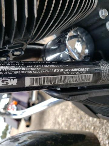2021 HARLEY-DAVIDSON FLHX 1HD1KBC11MB625868