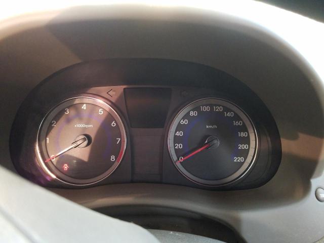 VIN: KMHCT41D6FU713804 Auction: COPART UAE Lot: 61003151 Location: DUBAI INDUSTRIAL CITY - DUBAI KMHCT41D6FU713804 HYUNDAI ACCENT 2015 MAROON Photo 8