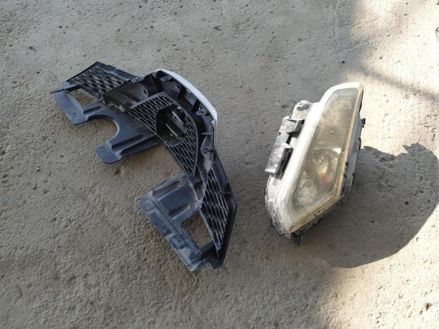 VIN: JN1BT2MM7FW002667 Auction: COPART UAE Lot: 61335141 Location: DUBAI INDUSTRIAL CITY - DUBAI JN1BT2MM7FW002667 NISSAN X-TRAIL 2015 WHITE Photo 16
