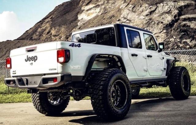 2021 JEEP GLADIATOR 1C6JJTAM2ML580870