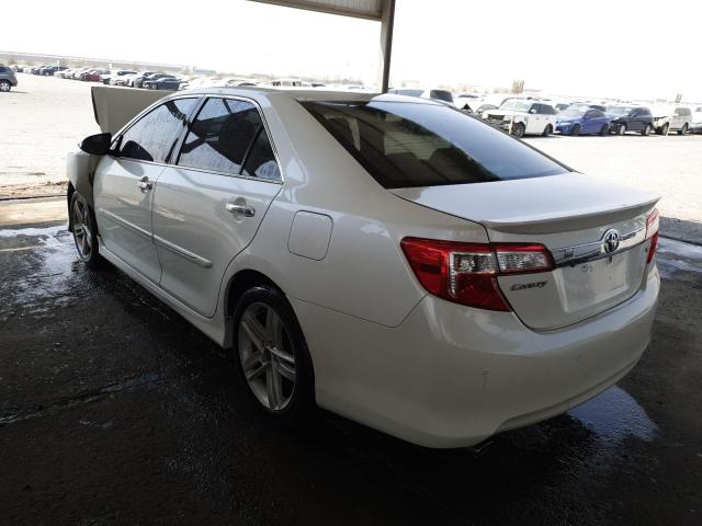 VIN: 6T1BF9FK0EX502350 Auction: COPART UAE Lot: 60848261 Location: DUBAI INDUSTRIAL CITY - DUBAI 6T1BF9FK0EX502350 TOYOTA CAMRY 2014 WHITE Photo 3