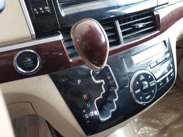 VIN: JTNGE52M3H7153239 Auction: COPART UAE Lot: 60850871 Location: DUBAI INDUSTRIAL CITY - DUBAI VIN: JTNGE52M3H7153239 TOYOTA PREVIA 2017 WHITE Photo 14