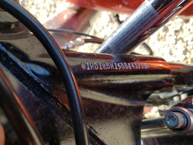 2011 HARLEY-DAVIDSON FLHX 1HD1KBM15BB643723