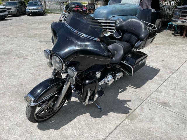 2011 HARLEY-DAVIDSON FLHTK 1HD1KEM15BB649135